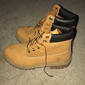 Classic wheat 6 in timbs